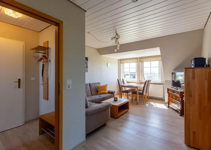 Hus-pellworm-2-ferienwohnung-meereswelle