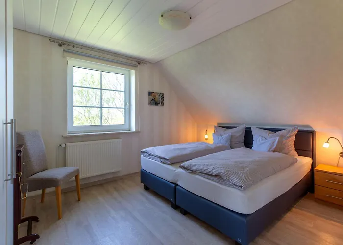 Hus-pellworm-2-ferienwohnung-meereswelle