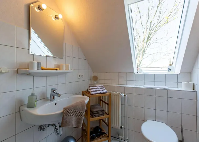 Hus-pellworm-2-ferienwohnung-meereswelle